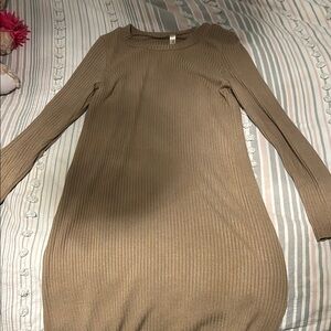 Elegant Tan Ribbed Dress